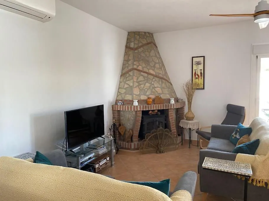 Lovely Home With Heated Pool & Countryside Views Near Sedella, Andalucia Holiday home