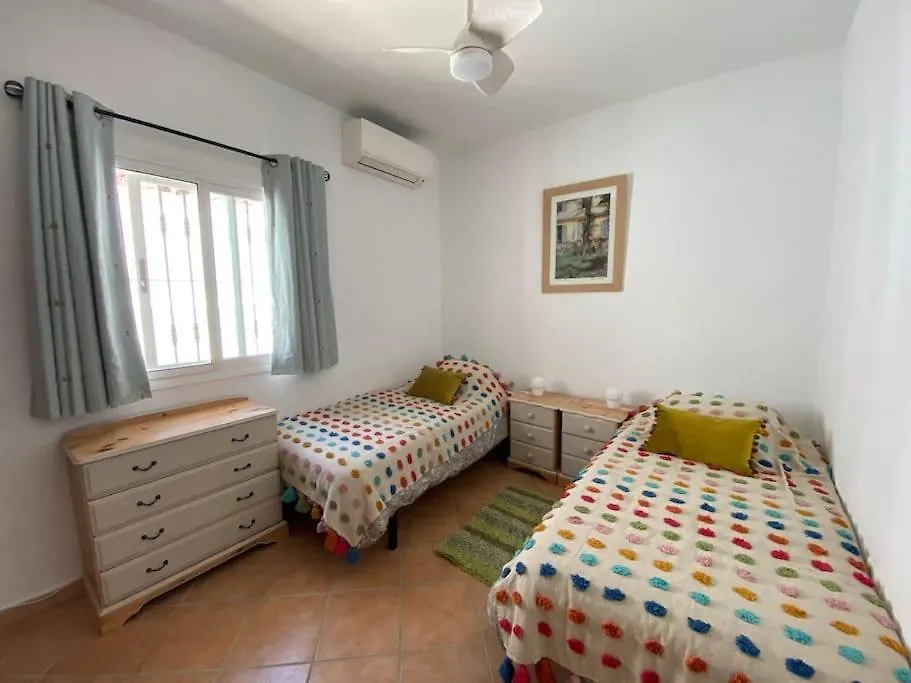 Lovely Home With Heated Pool & Countryside Views Near Sedella, Andalucia Holiday home